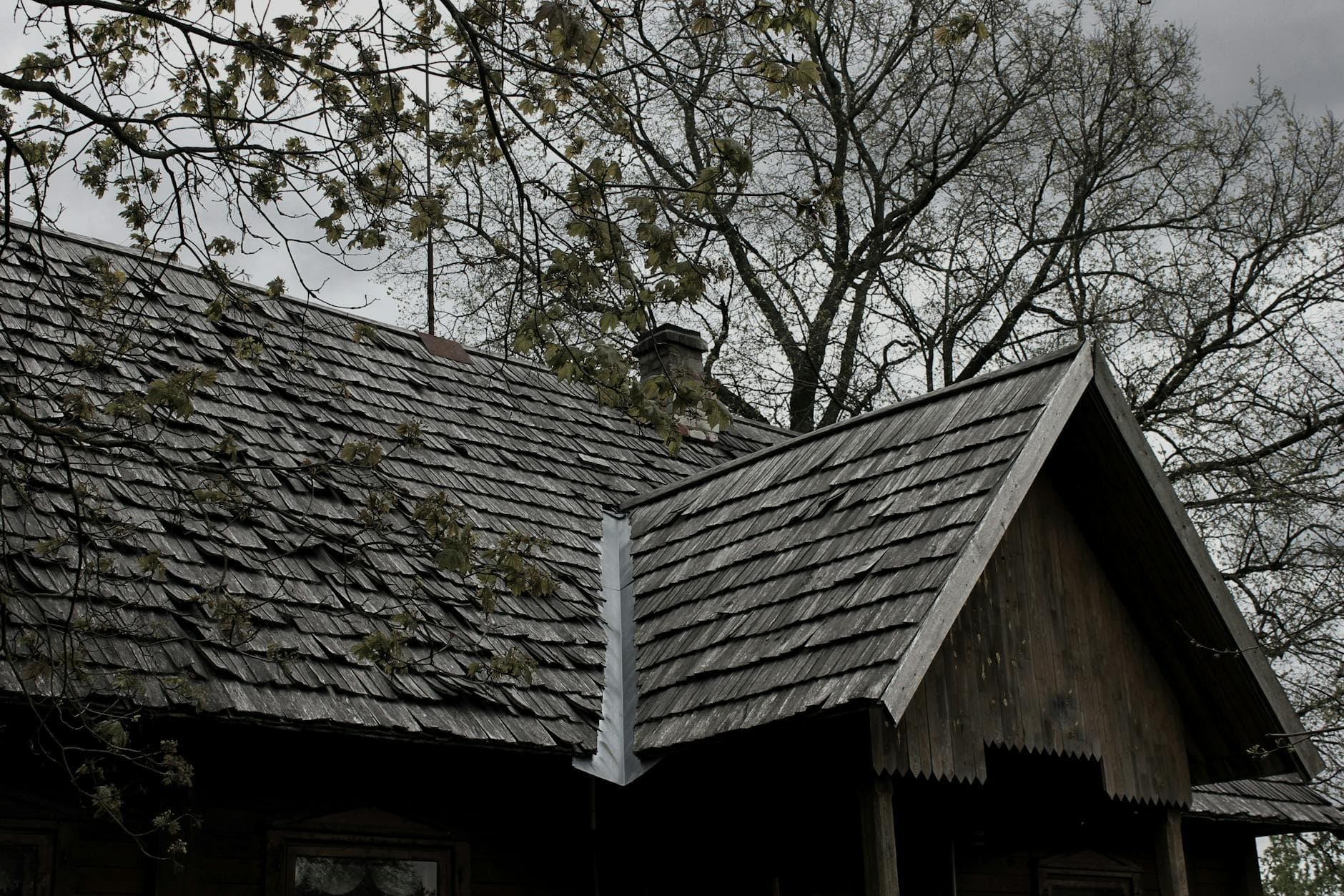 New roof installation on a 1960s ranch home in Mission, Kansas